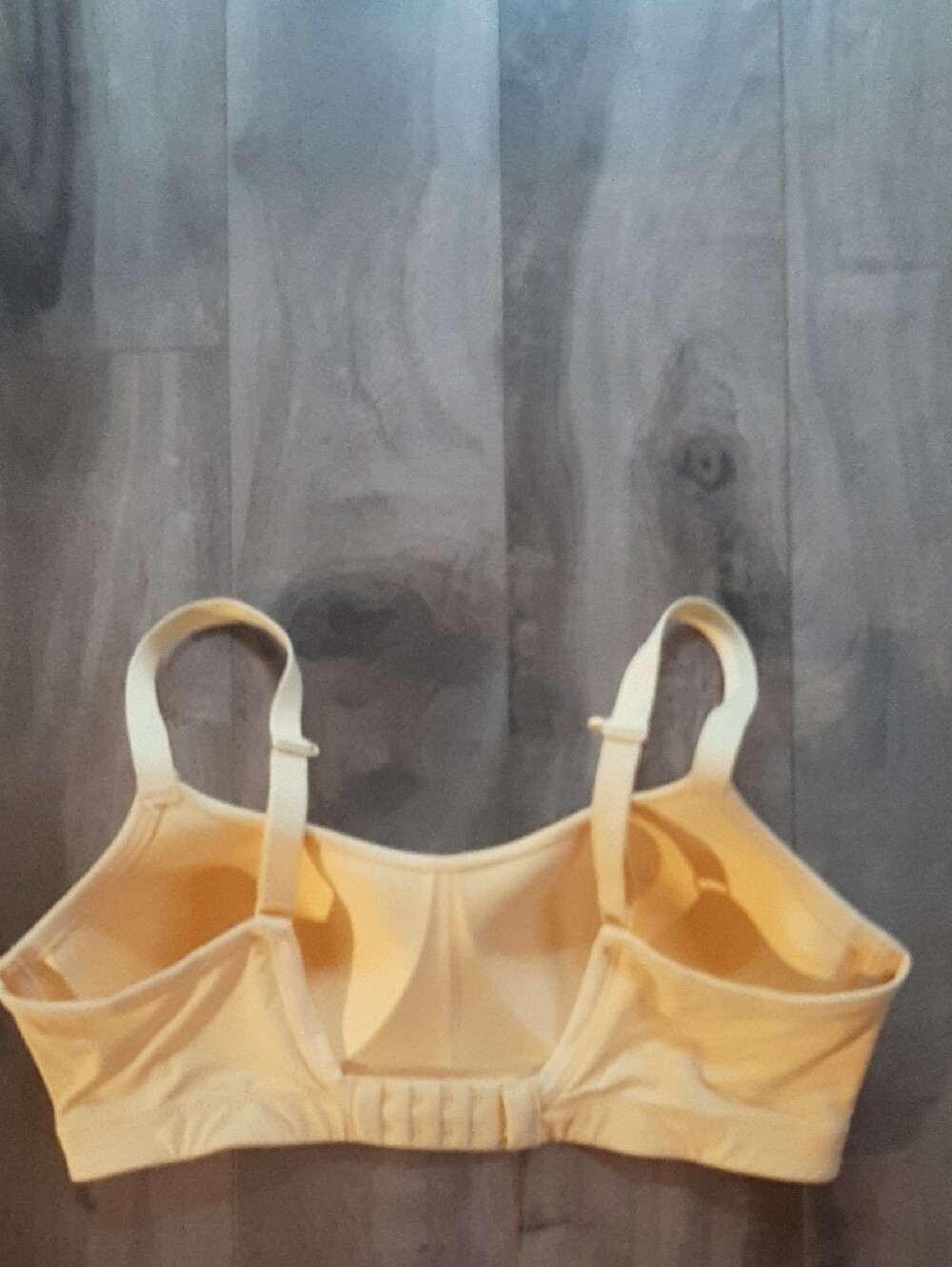 Knix Yellow Wireless Bra Knix Medium - Picture 2 of 2